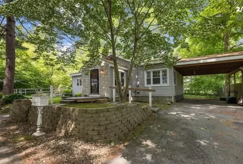 11 Daventry St #NA, Chepachet, RI 02814