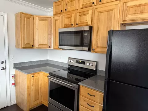 100 Beacon Hill Dr, Lafayette, CO 80026