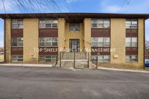 3119 Grand Ave #10, Des Moines, IA 50312