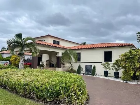 2701 SW 79th Ave, Westchester, FL 33155