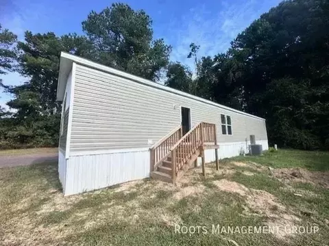 1966 Boxwood Ln #1966, Fayetteville, NC 28311