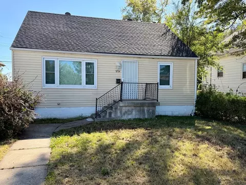 5754 Acme Ave, Saint Louis, MO 63136