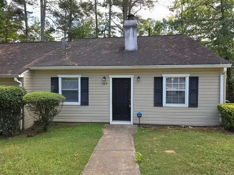 107 Westland Ct SW, Marietta, GA 30064