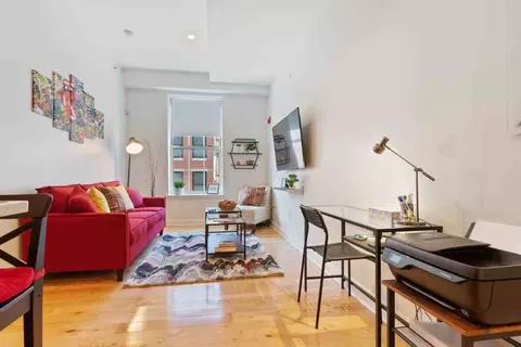 248 Market St #1289449P, Philadelphia, PA 19106