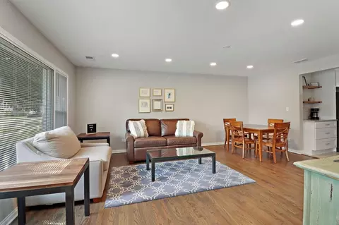 1428 North Ave #1309882P, Waukegan, IL 60085