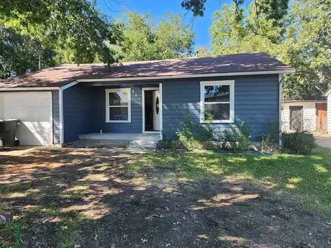 221 W Taylor St #NEW, Sherman, TX 75092