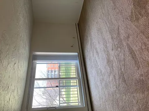 1221 Drury Ct, Mayfield Heights, OH 44124