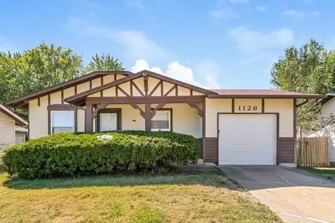1126 Borden Dr, Florissant, MO 63031