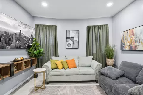 20 W 48th St #1312447P, Bayonne, NJ 07002
