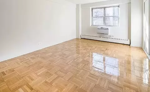302 E 46th St #12K, New York, NY 10017