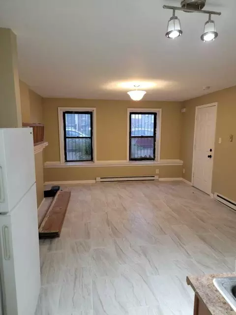 409 Clinton Ave #BS1, Albany, NY 12206