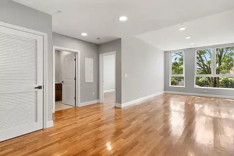 10 Taber St #306, Boston, MA 02119