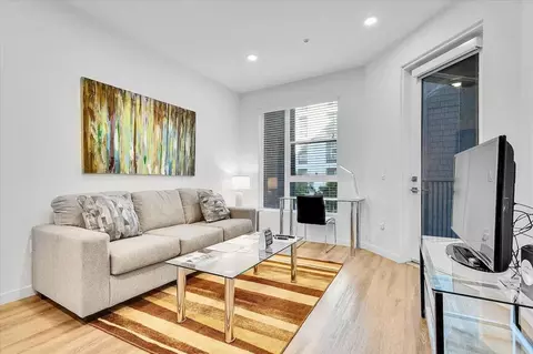 593 Camino De La Reina #1287534P, San Diego, CA 92108