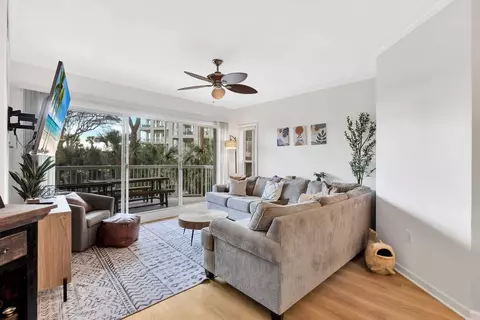 77 Ocean Ln #1316255P, Hilton Head Island, SC 29928