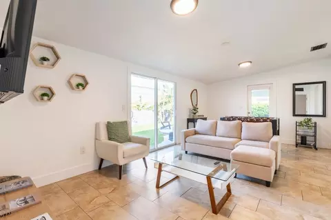7313 SW 16th Ter #1317401P, Coral Terrace, FL 33155