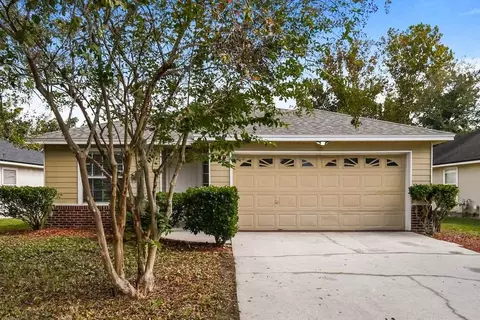 3341 Volley Dr, Jacksonville, FL 32277