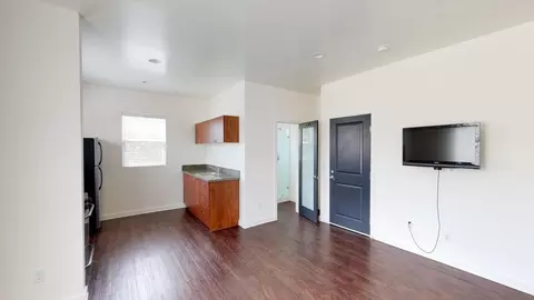 6212 La Mirada Ave, Los Angeles, CA 90038