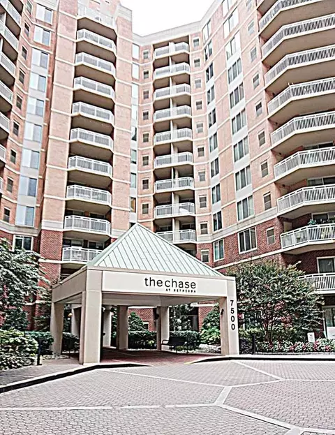 7500 Woodmont Ave, Bethesda, MD 20814