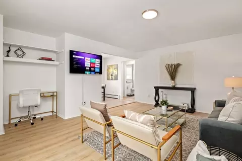 22 2nd St #1032319P, Mount Clemens, MI 48043