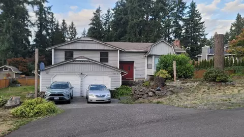 9905 157th St E, South Hill, WA 98375