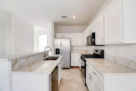 5924 W Santoli Ave, Las Vegas, NV 89139