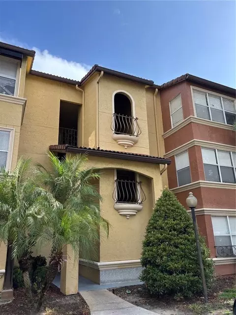 5124 Conroy Rd, Orlando, FL 32811