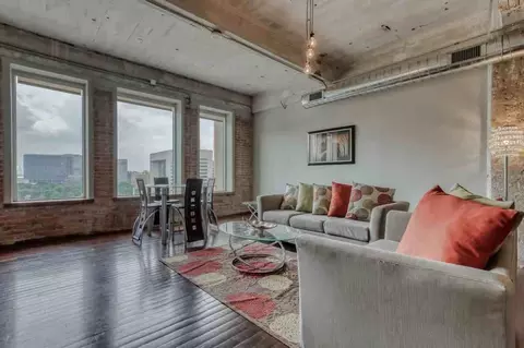 500 S Ervay St #1297784P, Dallas, TX 75201