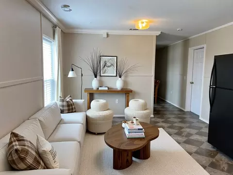 709 N Collins Fwy #156, Howe, TX 75459