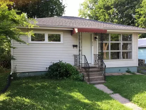 239 Crestmont Ave, State College, PA 16801