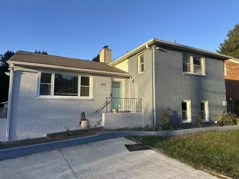 1813 Arcola Ave #3, Glenmont, MD 20902