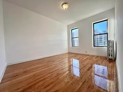 1200 College Ave, New York, NY 10456