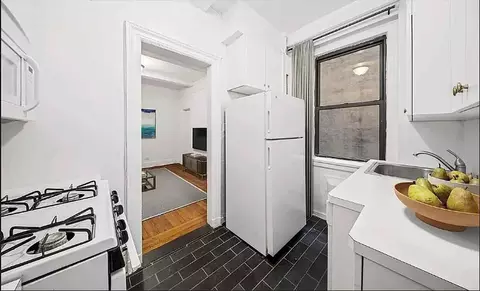 151 W 74th St #3RB, New York, NY 10023
