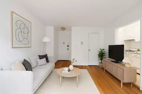 340 E 58th St #5B, New York, NY 10022