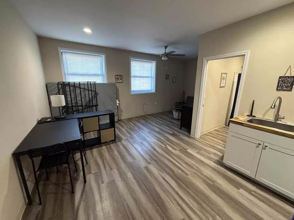  643 Washington St # I, Eden, NC 27288 photo 1