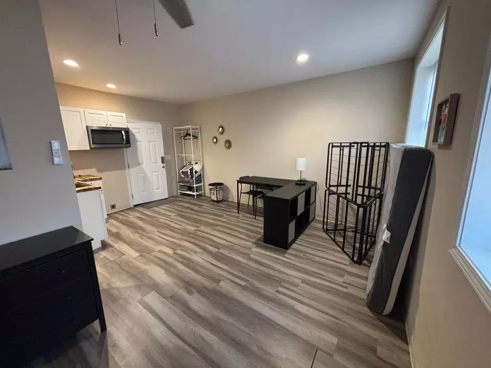  643 Washington St # I, Eden, NC 27288 photo 4