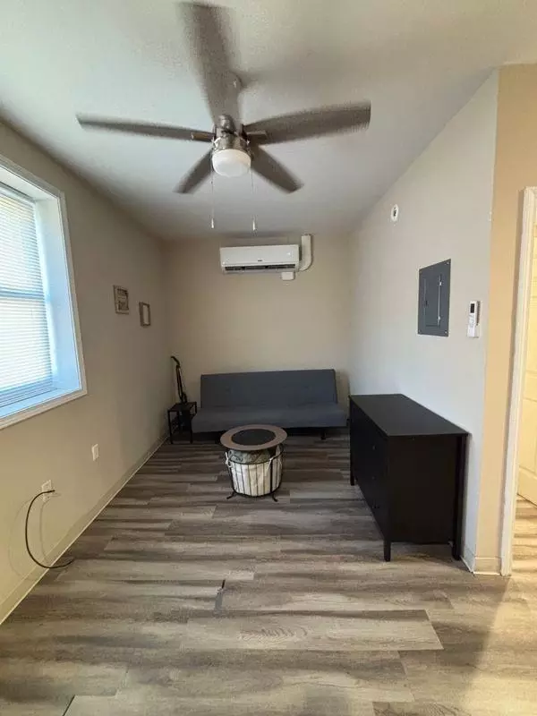  643 Washington St # I, Eden, NC 27288 photo 3