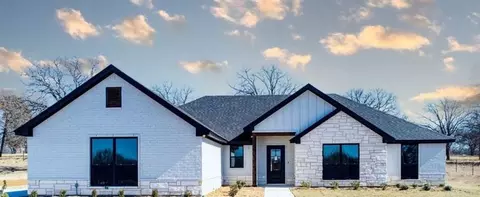 401 Old Authon Rd, Weatherford, TX 76088
