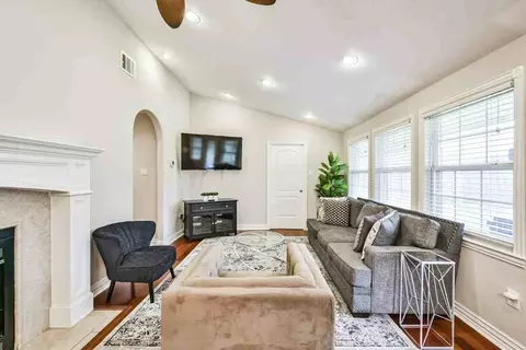 9712 Long Branch Ln #1316397P, Houston, TX 77055
