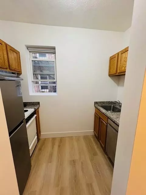 114 Norway St #205, Boston, MA 02115