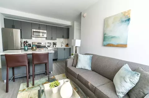 50 Lecount Pl #1050416P, New Rochelle, NY 10801