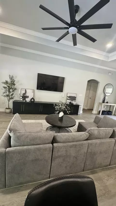 2064 Constitution Dr #1319111P, Navarre, FL 32566
