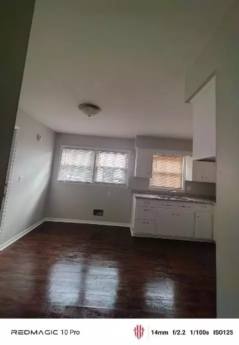 5339 5337 N 61st St #5339-5339, Milwaukee, WI 53218