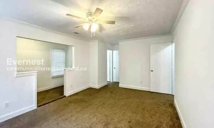  6387 E Windsor Ln, Norcross, GA 30093 photo 8