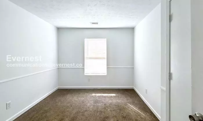  6387 E Windsor Ln, Norcross, GA 30093 photo 10