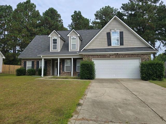 2842 Aristocrat Ln, Fayetteville, NC 28306