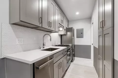 4206 S Centinela Ave #B, Los Angeles, CA 90066