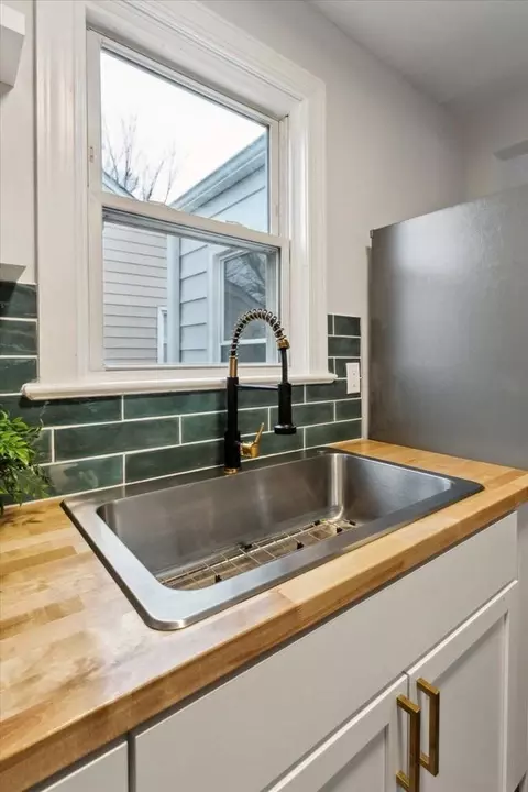 428 Hampton Roads Ave, Hampton, VA 23661 photo 10