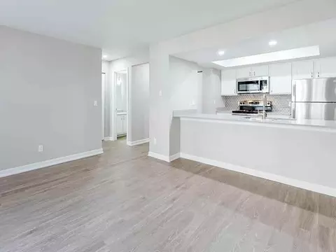 2100 W Berry Ave, Littleton, CO 80120