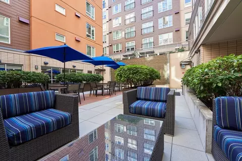 10655 Main St, Bellevue, WA 98004