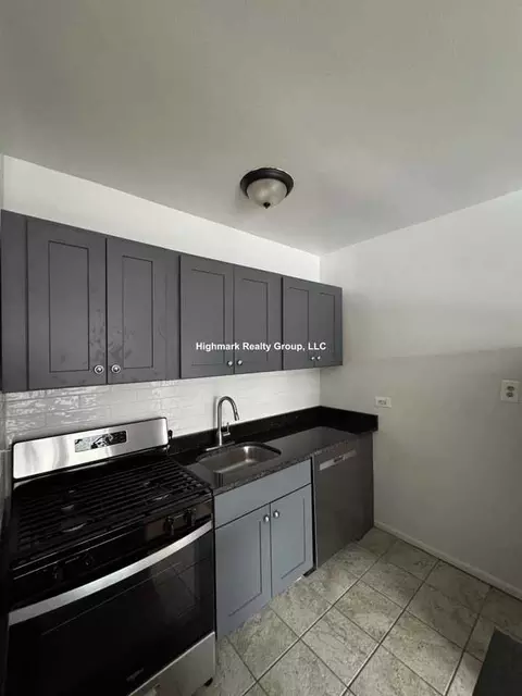 5670 N Ridge Ave #1H, Chicago, IL 60660